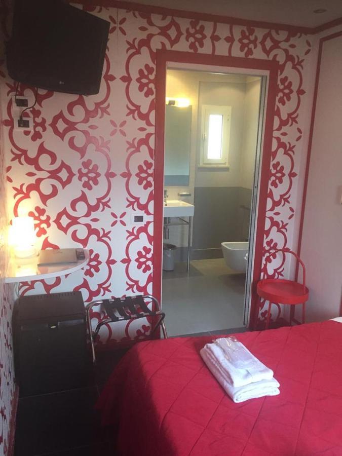 Roma Dreaming Aparthotel Bagian luar foto